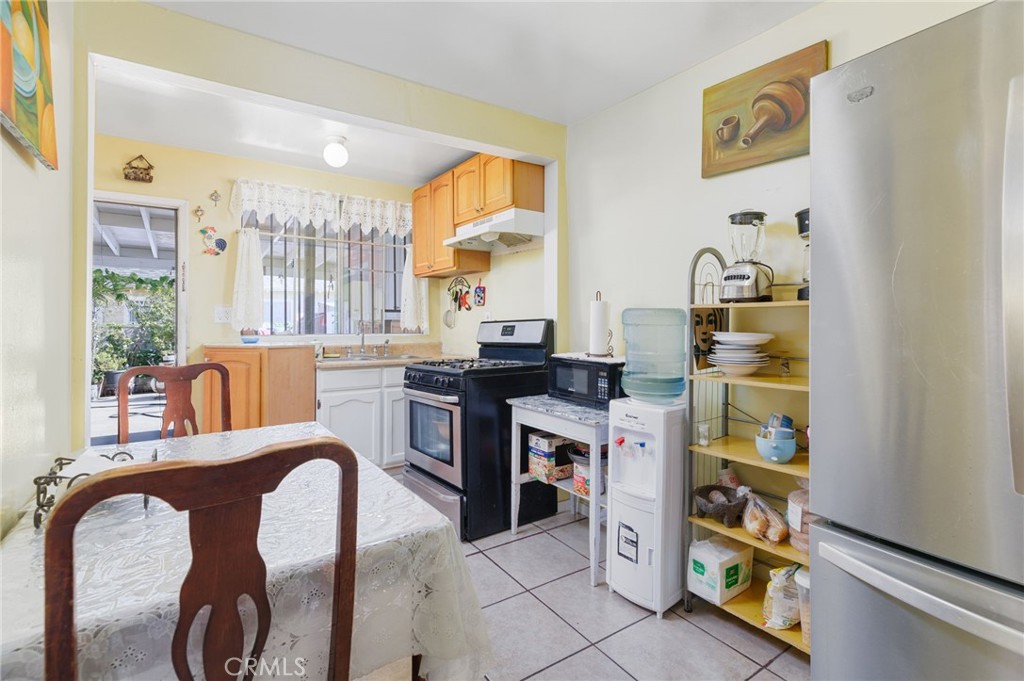 Residential for sale at 3224 Griffin, Los Angeles CA featuring 4 beds and 2 baths