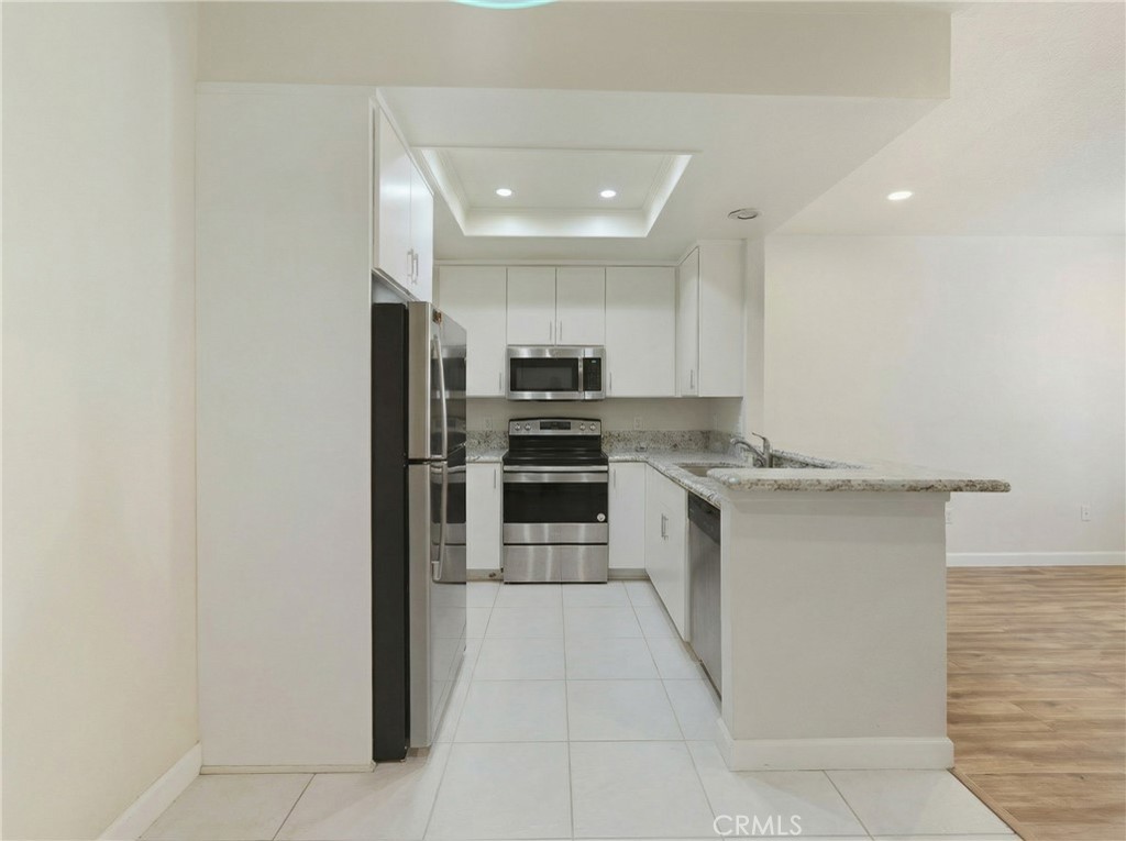 Residential Lease for rent at 60 Remington, Irvine CA featuring 1 bed and 1 bath