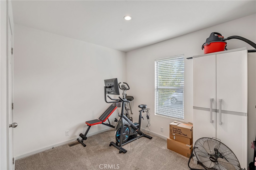 Manufactured In Park for sale at 1134 Villa Calimesa 77, Calimesa CA featuring 3 beds and 2 baths