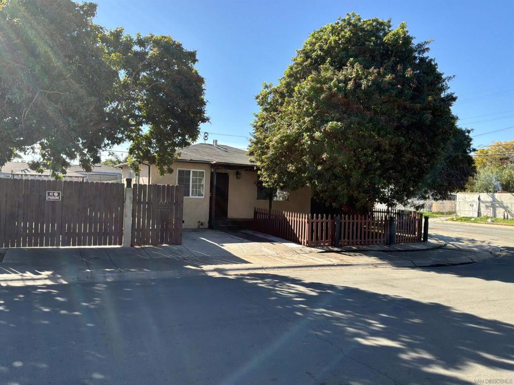 Residential for sale at 3305 Steel St, San Diego CA featuring 2 beds and 1 bath
