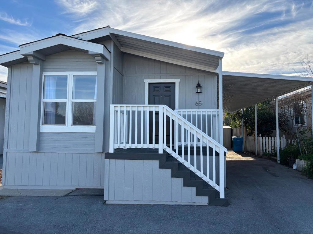 Manufactured In Park for sale at 8282 Murray Avenue, Gilroy CA featuring 2 beds and 2 baths