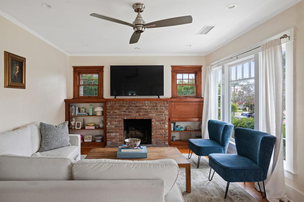 Residential for sale at 3729 INDIANA STREET, San Diego CA featuring 3 beds and 2 baths