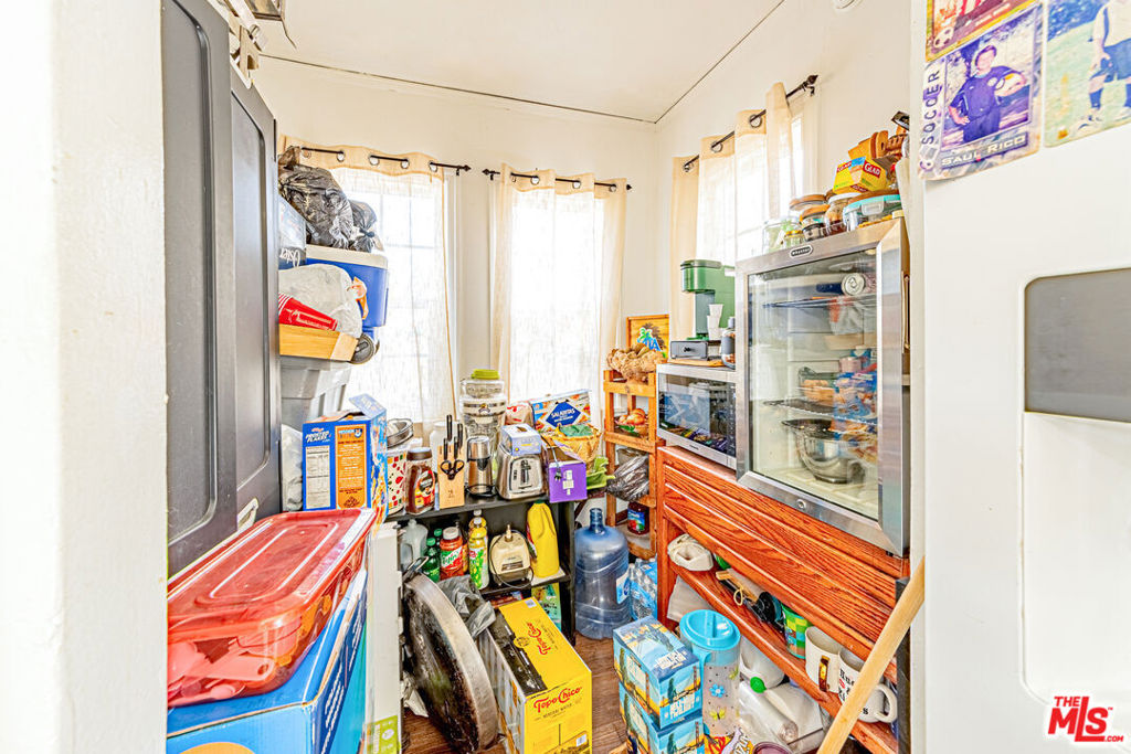 Residential for sale at 1618 S Burnside Avenue, Los Angeles CA featuring 3 beds and 2 baths