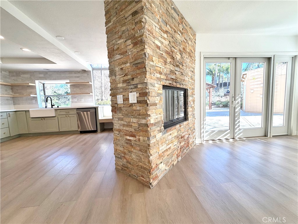 Residential Lease for rent at 30219 Corte Cantera, Temecula CA featuring 4 beds and 4 baths