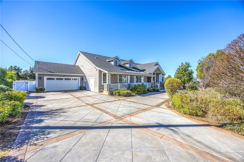 Residential for sale at 31027 E Sunset Drive N, Redlands CA featuring 6 beds and 4 baths