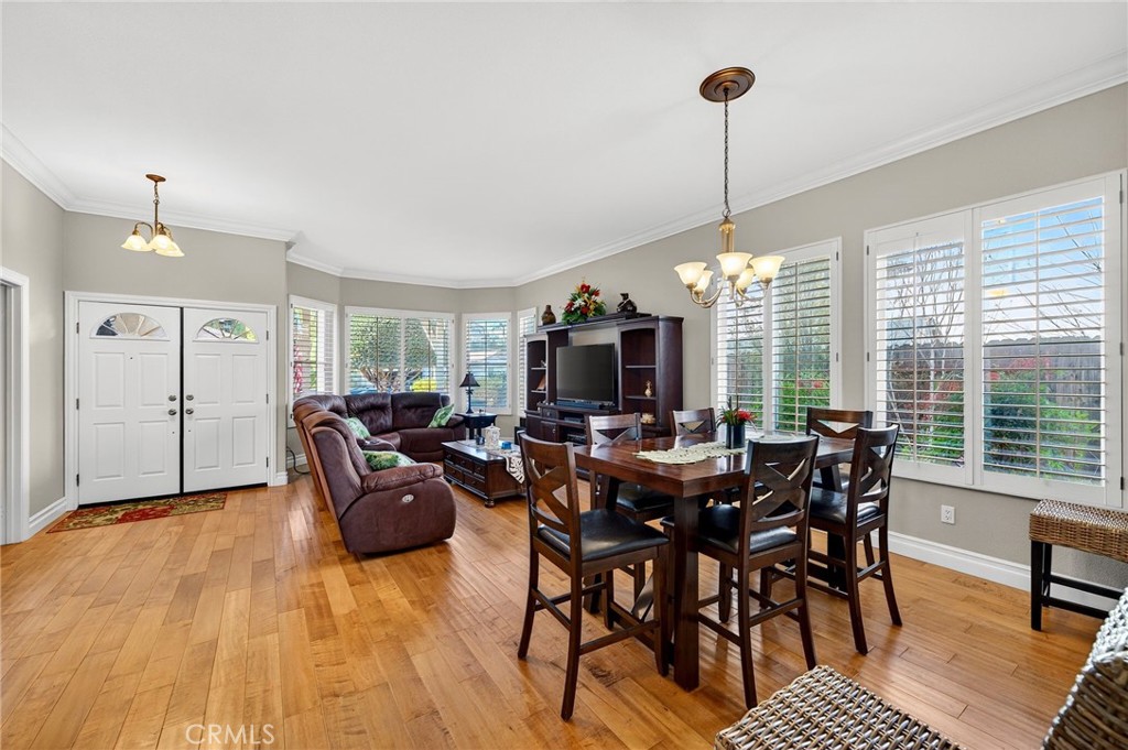 Residential for sale at 42824 Woody Knoll, Murrieta CA featuring 3 beds and 2 baths