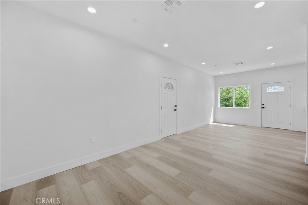 Residential Lease for rent at 15931 Los Cedros B, Fontana CA featuring 3 beds and 2 baths