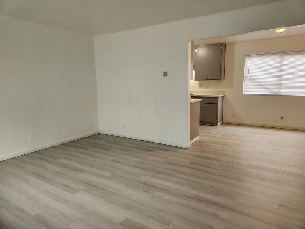 Residential Lease for rent at 9220 Bancroft Ave, Oakland CA featuring 3 beds and 1 bath