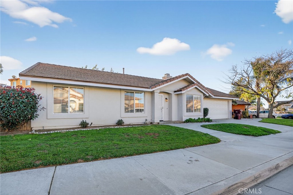 Residential for sale at 1580 Trinette, Beaumont CA featuring 3 beds and 2 baths