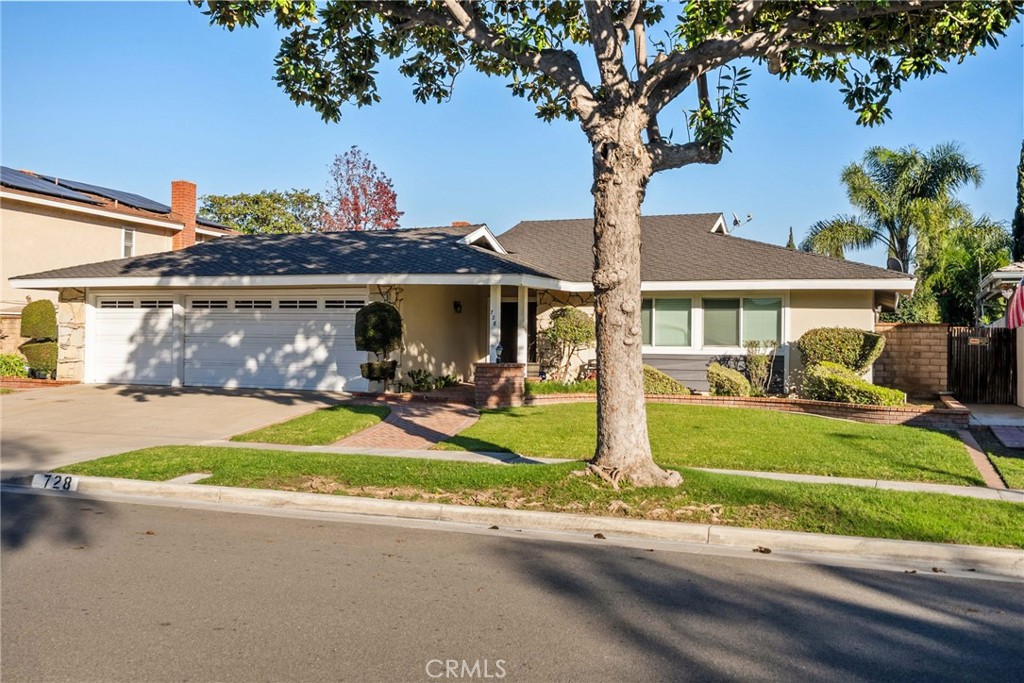 Residential for sale at 728 S Vale, Anaheim CA featuring 3 beds and 2 baths