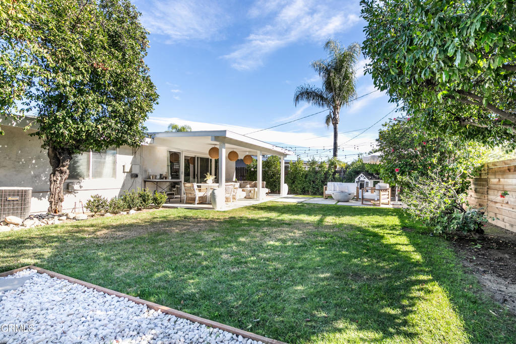 Residential Lease for rent at 2960 Royal Oaks Drive, Duarte CA featuring 3 beds and 2 baths