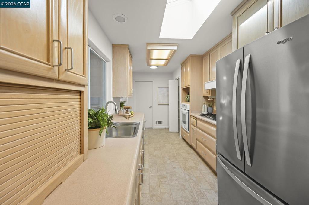 Residential for sale at 700 Miner, Orinda CA featuring 3 beds and 2 baths