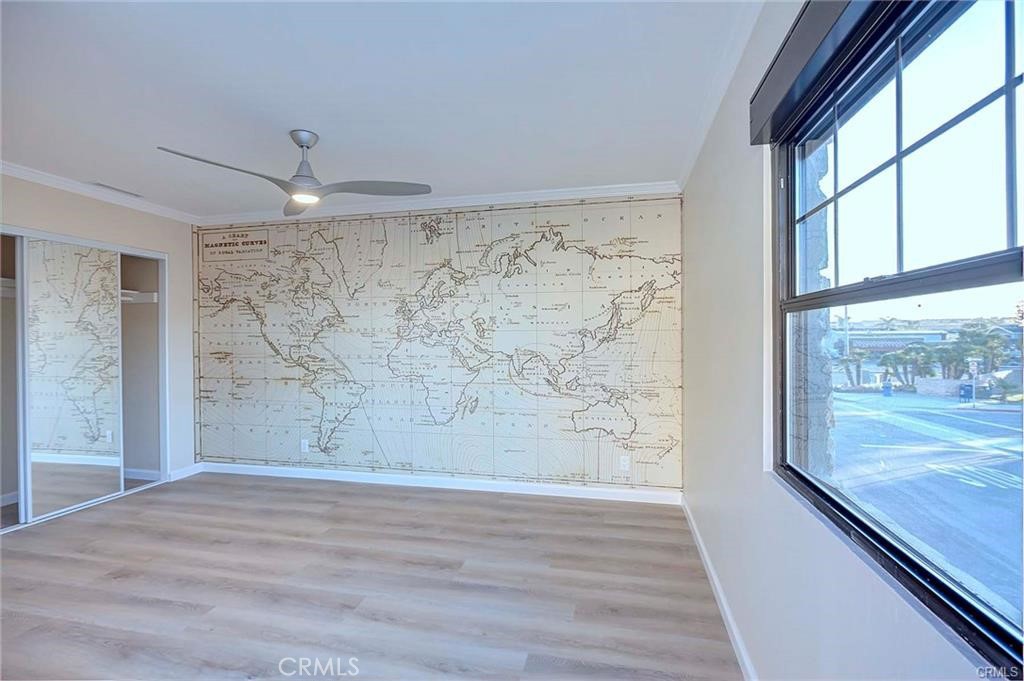 Residential Lease for rent at 6800 W Oceanfront, Newport Beach CA featuring 3 beds and 2 baths