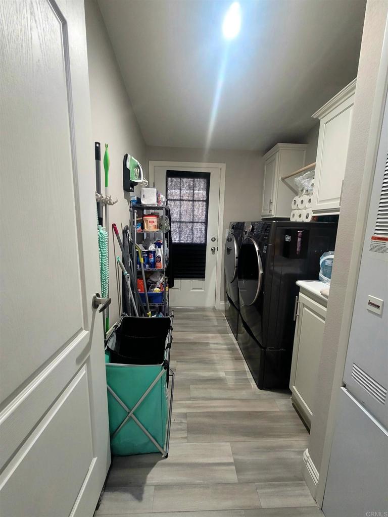 Manufactured In Park for sale at 121 Orange Avenue 77, Chula Vista CA featuring 3 beds and 2 baths