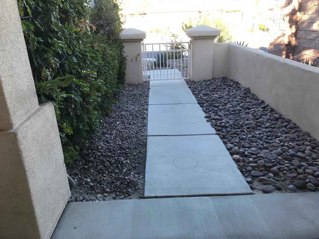 Residential Lease for rent at 78491 Glastonbury Way, Palm Desert CA featuring 2 beds and 2 baths