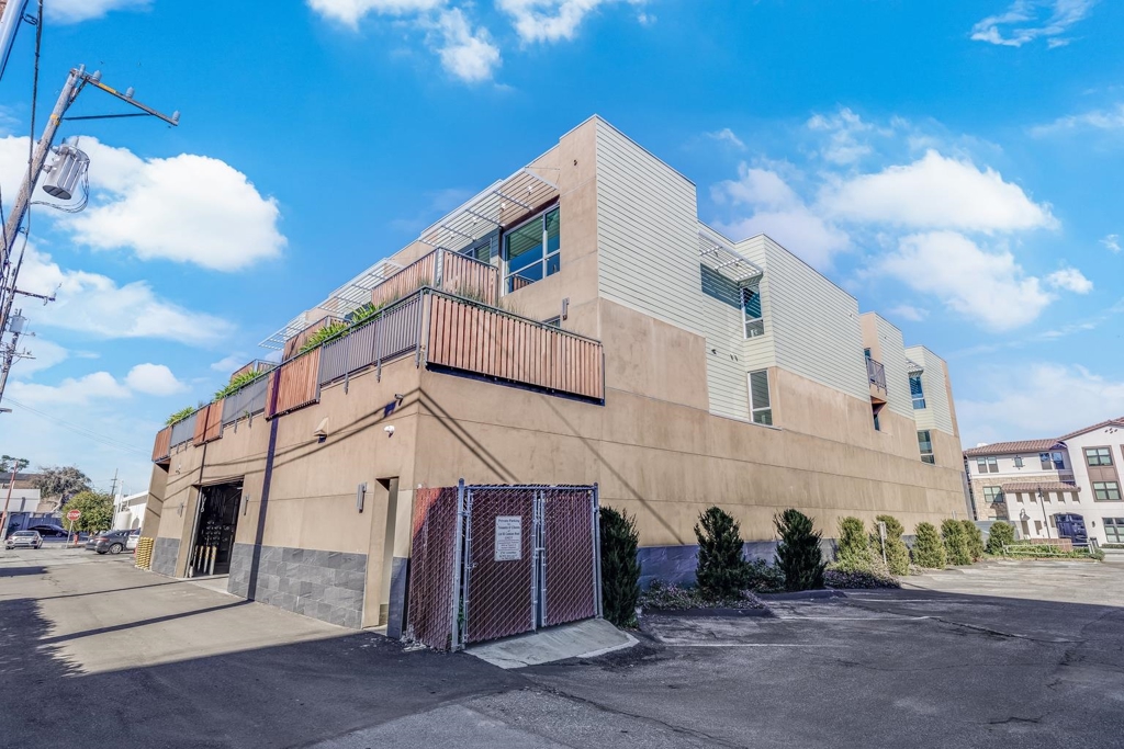 Residential for sale at 520 El Camino Real 201, San Carlos CA featuring 2 beds and 2 baths