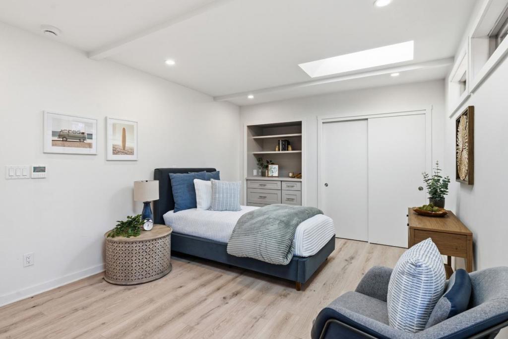 Residential for sale at 133 Washburn Avenue, Santa Cruz CA featuring 2 beds and 1 bath