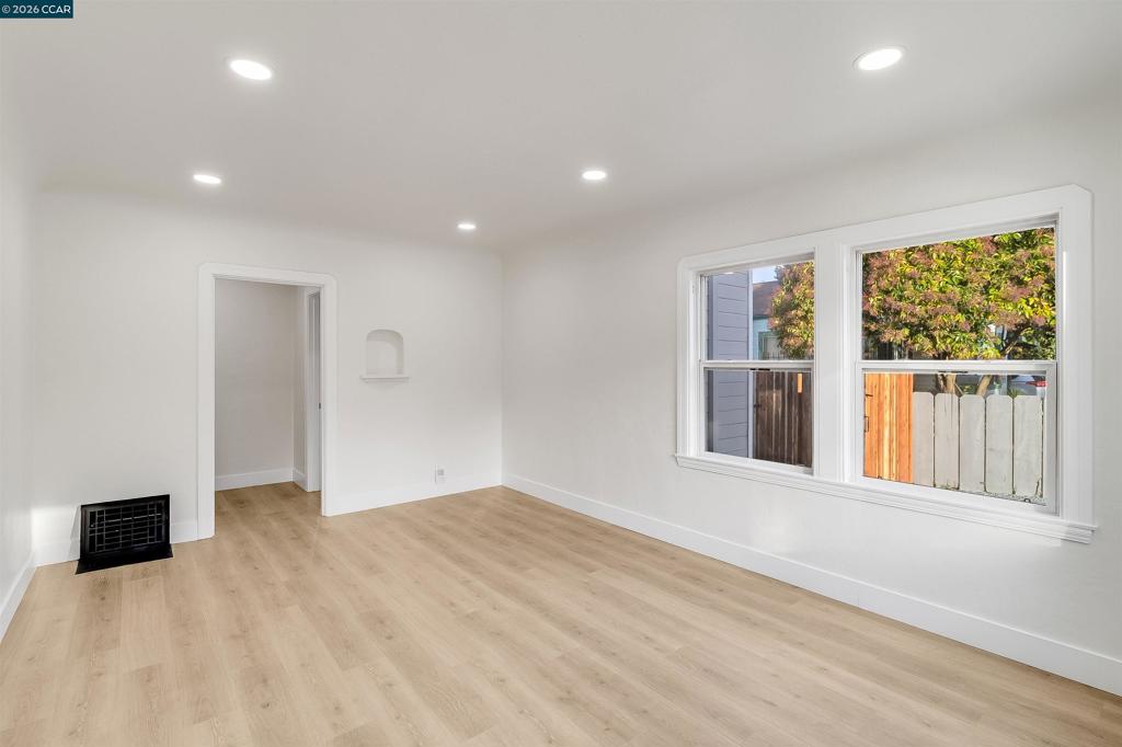 Residential for sale at 1435 Broadway St, Vallejo CA featuring 2 beds and 1 bath
