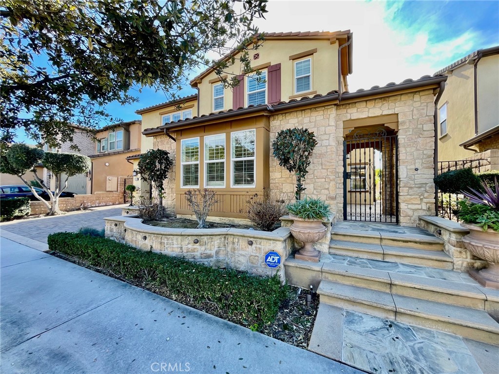 Residential Lease for rent at 2652 E TEMBLOR RANCH Drive, Brea CA featuring 5 beds and 5 baths