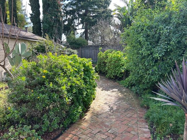 Residential Lease for rent at 1062 Lincoln Court, San Jose, Santa Clara County CA featuring 3 beds and 2 baths