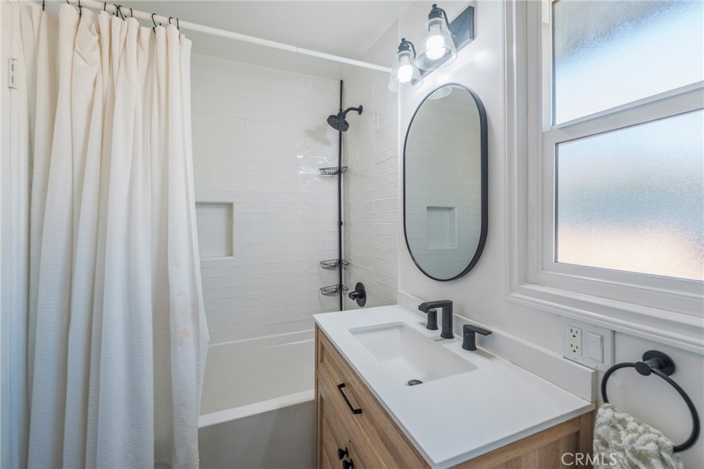 Residential Lease for rent at 12042 Hackamore, Garden Grove CA featuring 3 beds and 2 baths