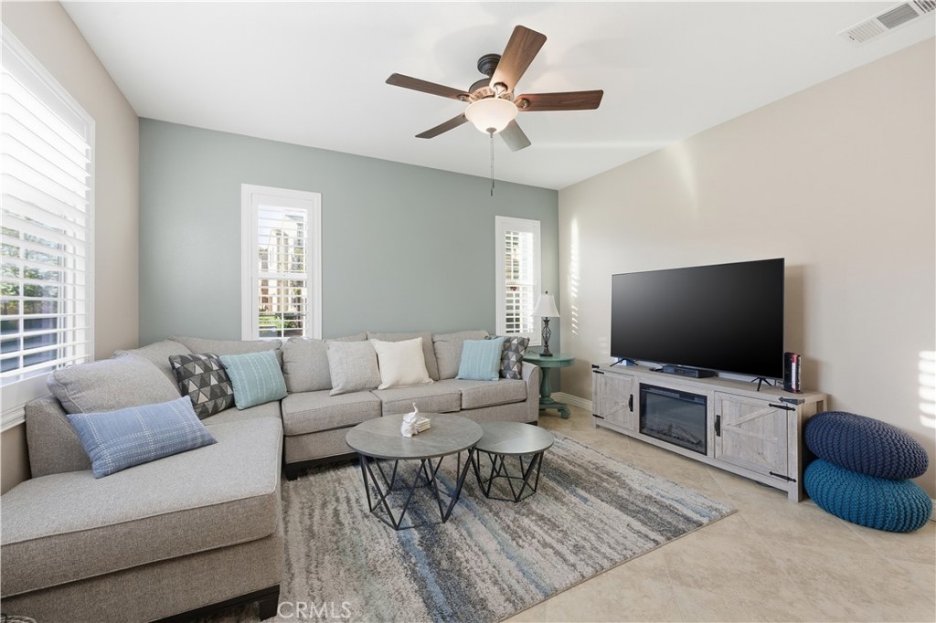 Residential for sale at 31770 Paseo Peonia, Murrieta CA featuring 2 beds and 3 baths