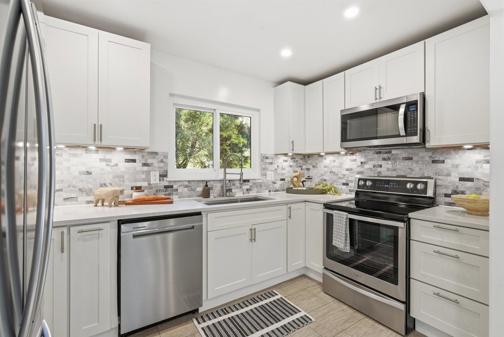 Residential for sale at 6416 Valley View Rd, Oakland CA featuring 3 beds and 2 baths