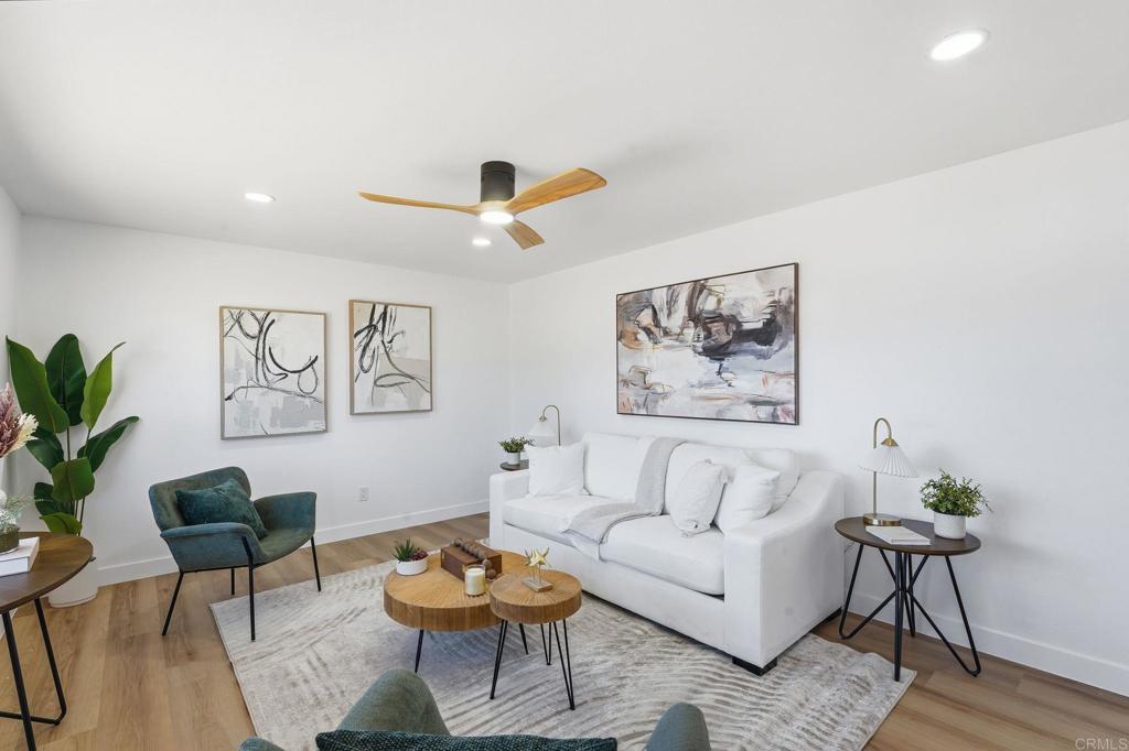 Residential Income for sale at 702 4 Oaklawn Avenue, Chula Vista CA