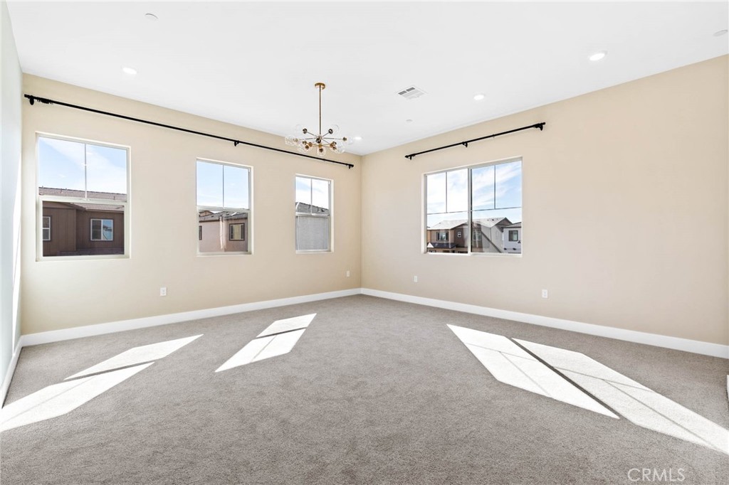 Residential Lease for rent at 106 Pansy, Irvine CA featuring 5 beds and 5 baths