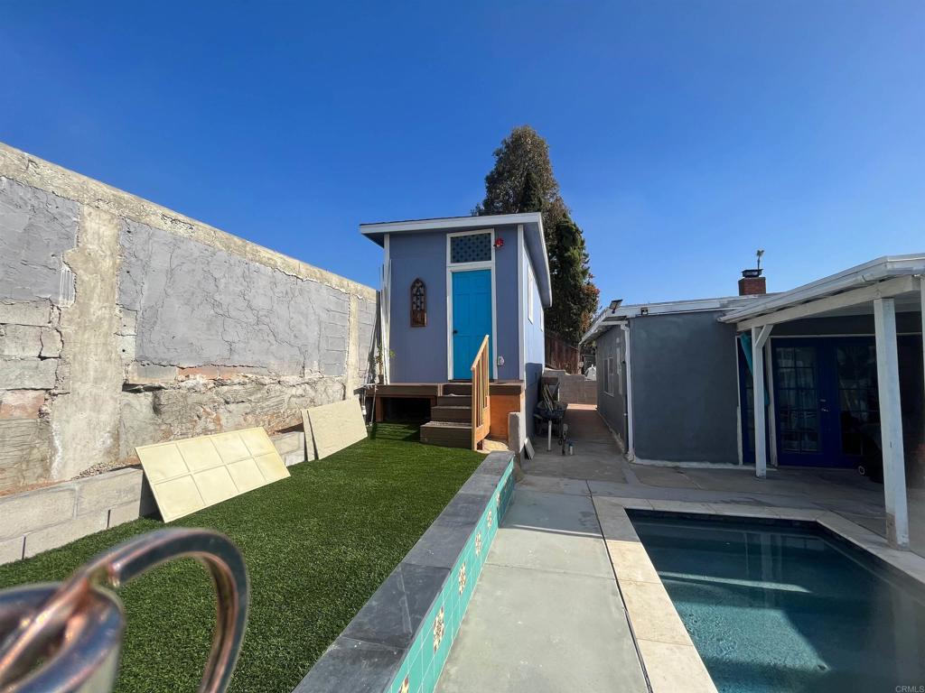 Residential Lease for rent at 2710 Caulfield Dr B, Otay Mesa CA and 1 bath