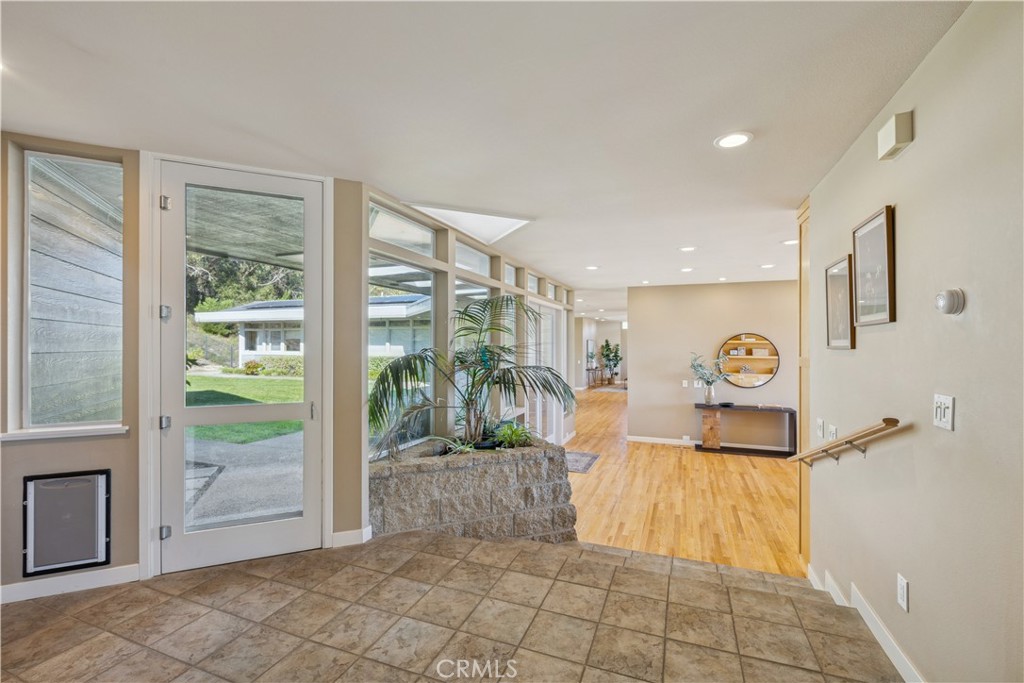 Residential for sale at 655 Vetter Lane, Arroyo Grande CA featuring 5 beds and 5 baths