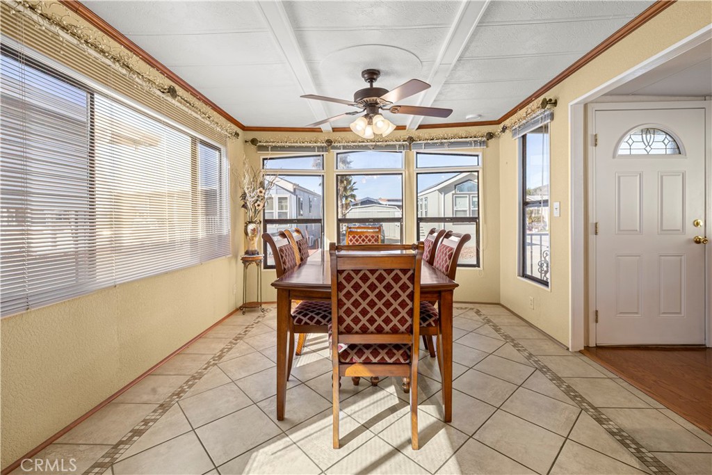 Residential for sale at 1427 Sierra Drive, San Jacinto CA featuring 1 bed and 1 bath