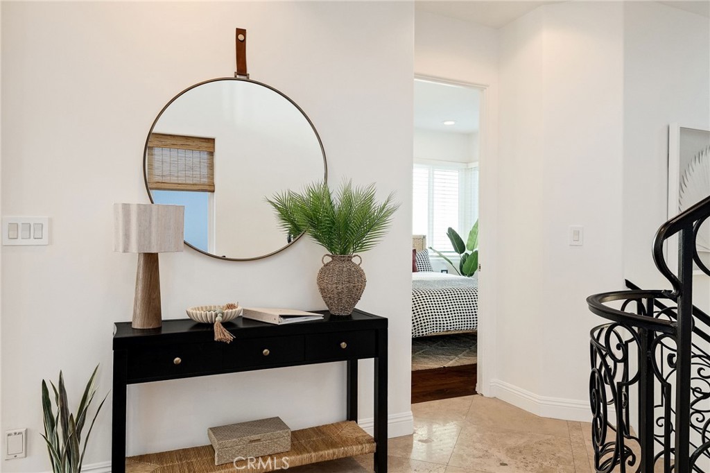 Residential Lease for rent at 229 23rd, Manhattan Beach CA featuring 3 beds and 4 baths