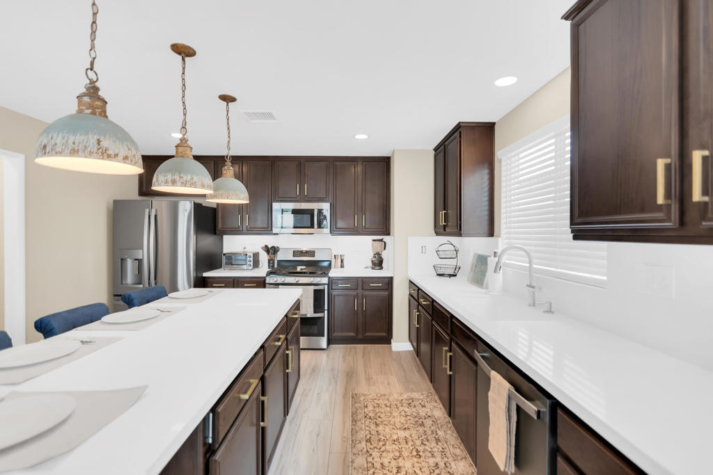 Residential Lease for rent at 84131 Azzura Way, Indio CA featuring 3 beds and 2 baths