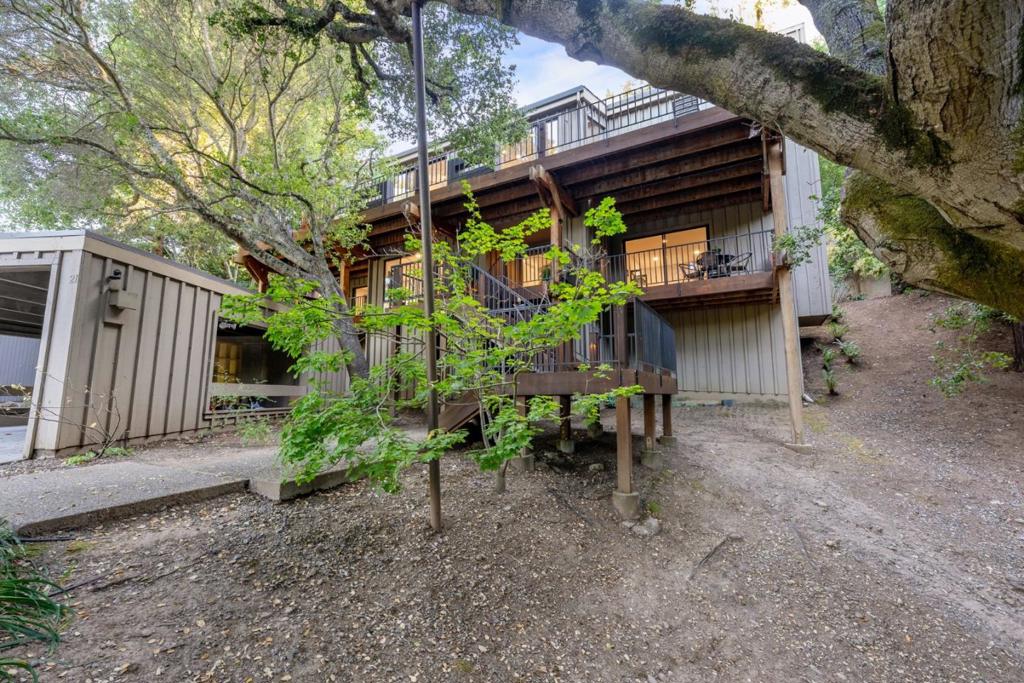 Residential for sale at 21 Valley Oak Street, Portola Valley CA featuring 4 beds and 4 baths