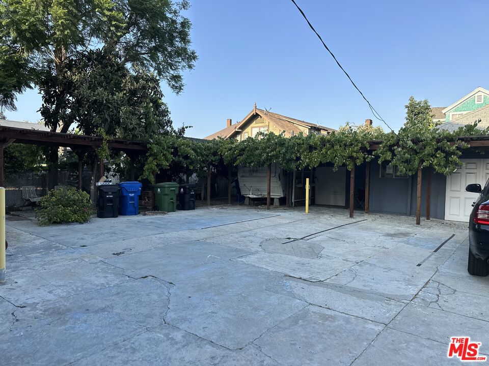 Residential for sale at 2506 Juliet Street, Los Angeles CA featuring 9 beds and 4 baths