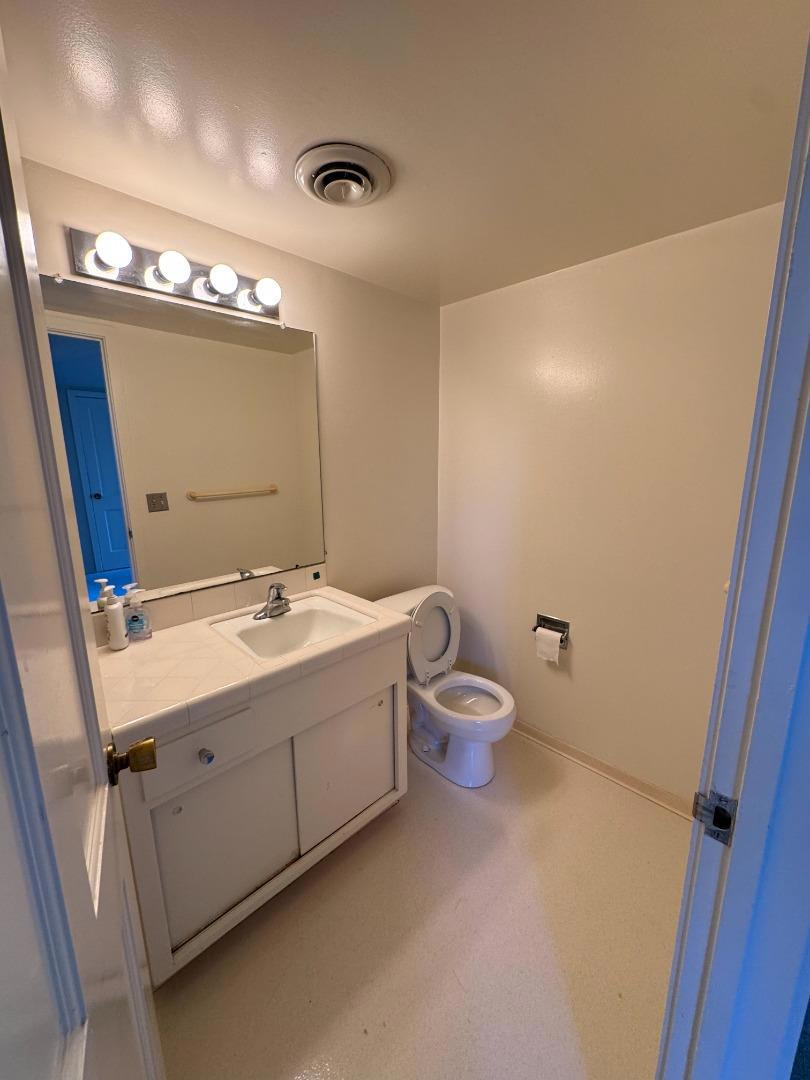 Residential Lease for rent at 730 Cambridge Avenue, Menlo Park CA featuring 4 beds and 4 baths