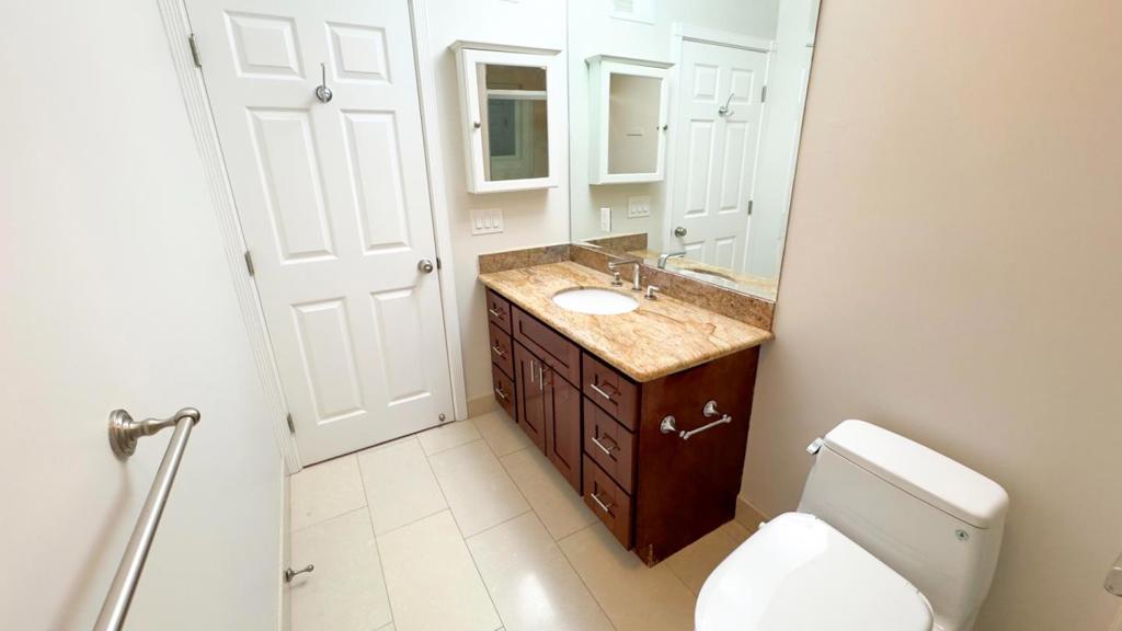 Residential Lease for rent at 827 Richardson Court, Palo Alto, San Mateo County CA featuring 5 beds and 4 baths