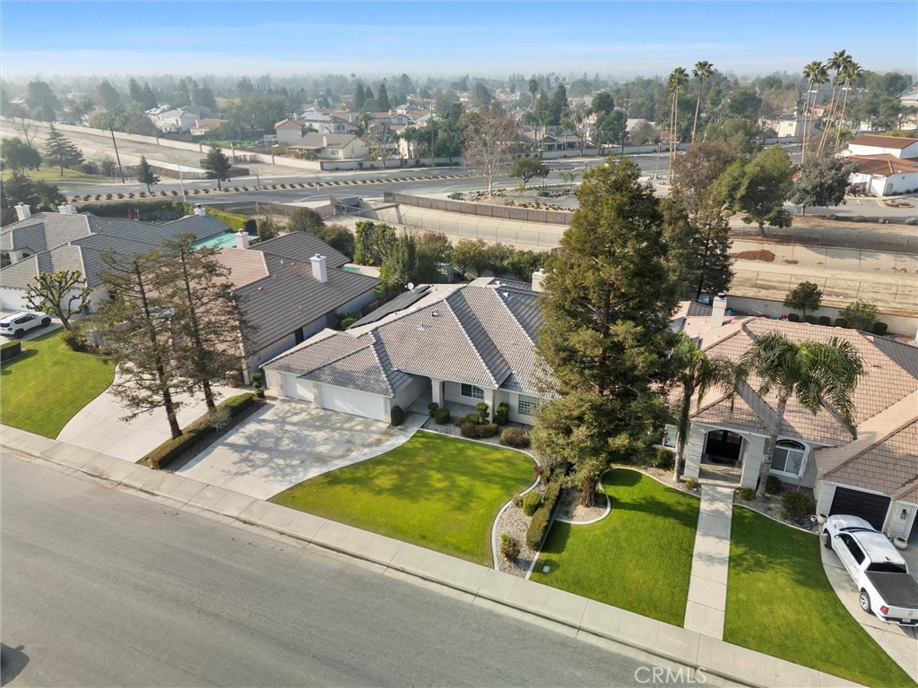 Residential for sale at 11208 Bright Water, Bakersfield CA featuring 4 beds and 3 baths