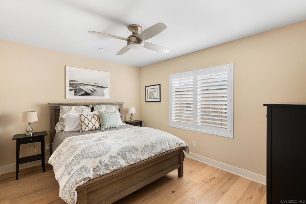 Active for sale at La Jolla, CA, La Jolla, CA CA and 3 baths