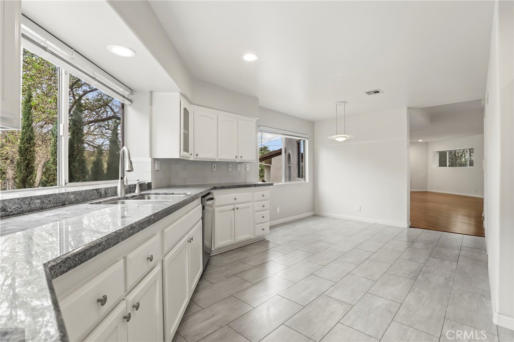 Residential for sale at 272 Manzanita, Thousand Oaks CA featuring 4 beds and 3 baths