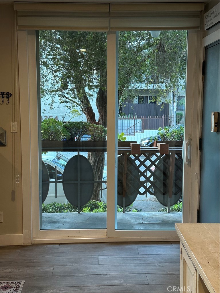 Residential for sale at 4255 W 5th 101, Los Angeles CA and 1 bath