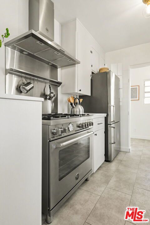 Residential for sale at 2517 24th Street, Santa Monica CA featuring 2 beds and 2 baths