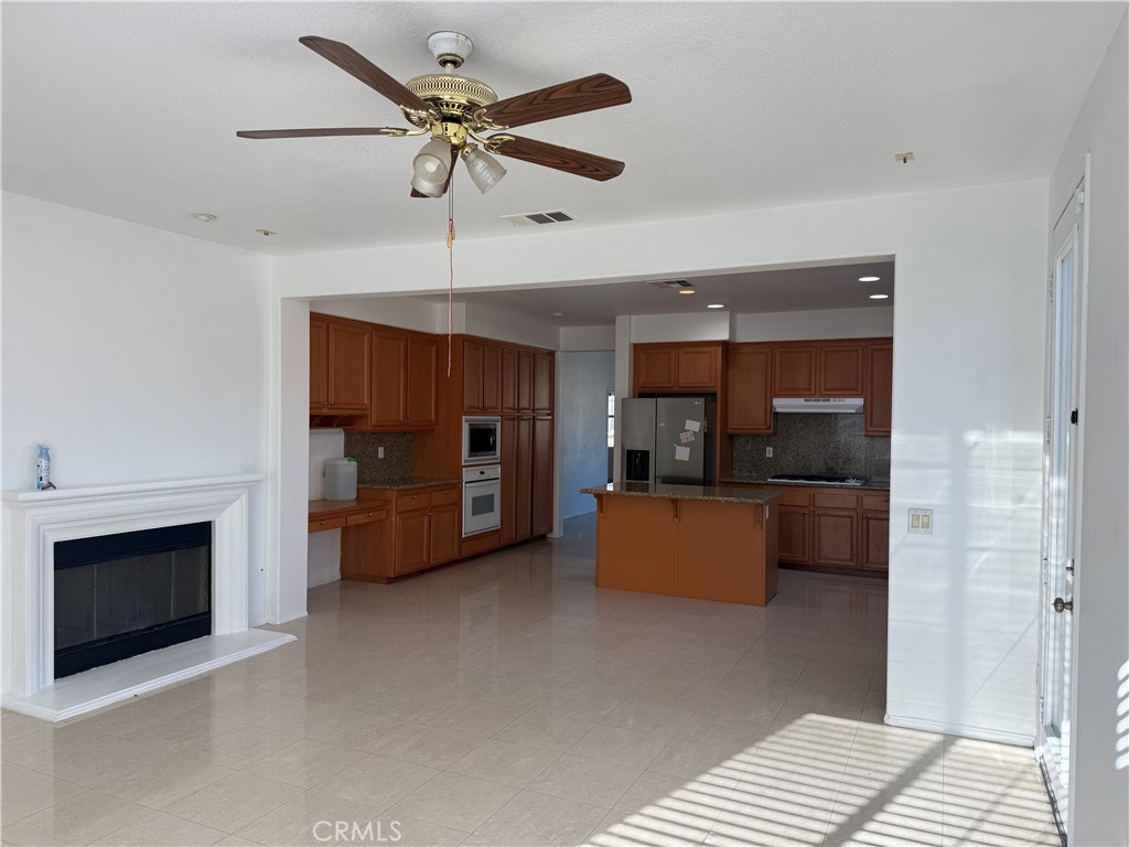 Residential Lease for rent at 1147 Glenwood Court, San Bernardino CA featuring 4 beds and 2 baths