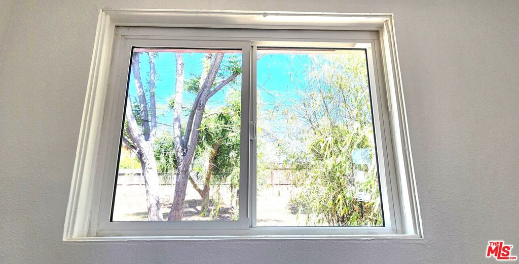 Residential Lease for rent at 13891 Moreno Rose Pl., Moreno Valley CA featuring 3 beds and 1 bath