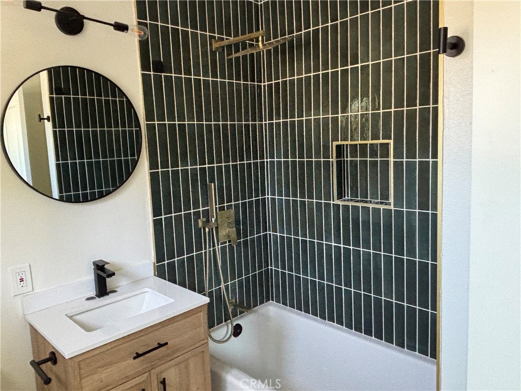 Residential Lease for rent at 12551 Nutwood, Garden Grove CA featuring 1 bed and 1 bath