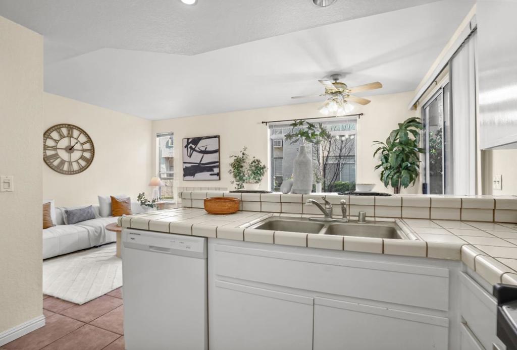 Residential for sale at 125 Hobson Street 4A, San Jose CA featuring 2 beds and 1 bath