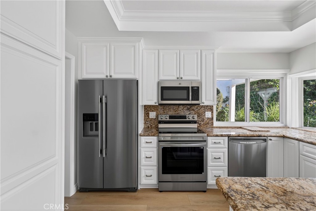 Residential Lease for rent at 2027 Port Ramsgate Place, Newport Beach CA featuring 3 beds and 2 baths