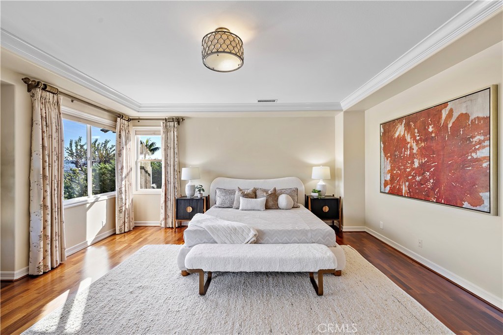 Residential for sale at 18 ASILOMAR, Laguna Niguel CA featuring 5 beds and 5 baths