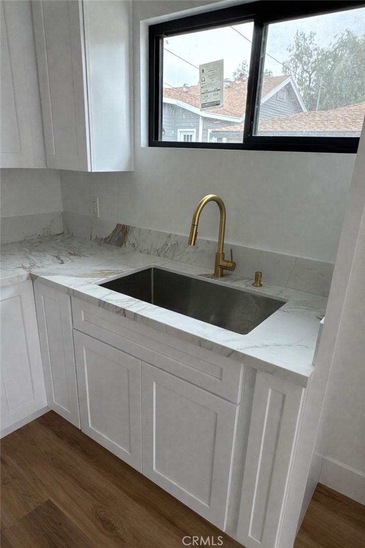 Residential Lease for rent at 551 W Crescent Drive, Azusa CA featuring 1 bed and 1 bath